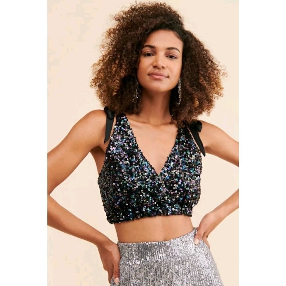 Free People NEW Black Sequin Sleeveless Crop Top MEDIUM Rave Party Mermaid
